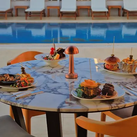 West Coast Boutique Hotel