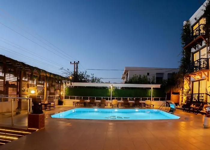 West Coast Boutique Hotel