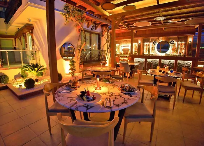 West Coast Boutique *