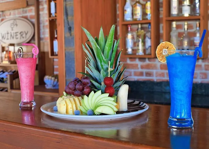 West Coast Boutique * בודרום