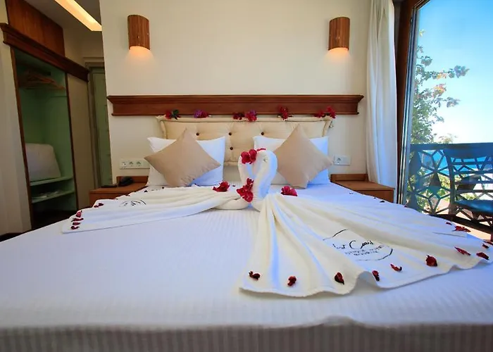 West Coast Boutique בודרום