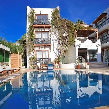 West Coast Boutique * Bodrum