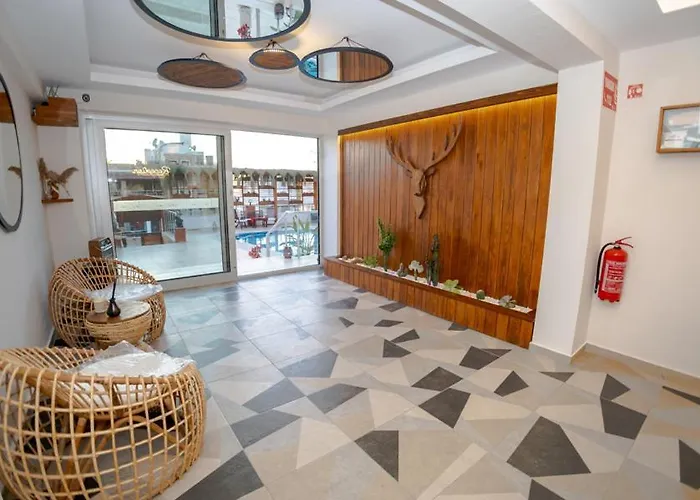 West Coast Boutique *